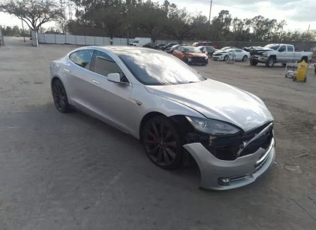 Tesla Model s (2015)