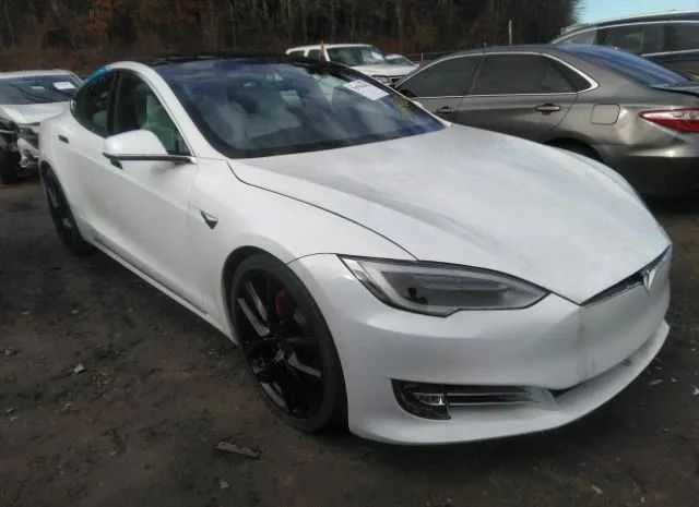 Tesla Model s (2018)