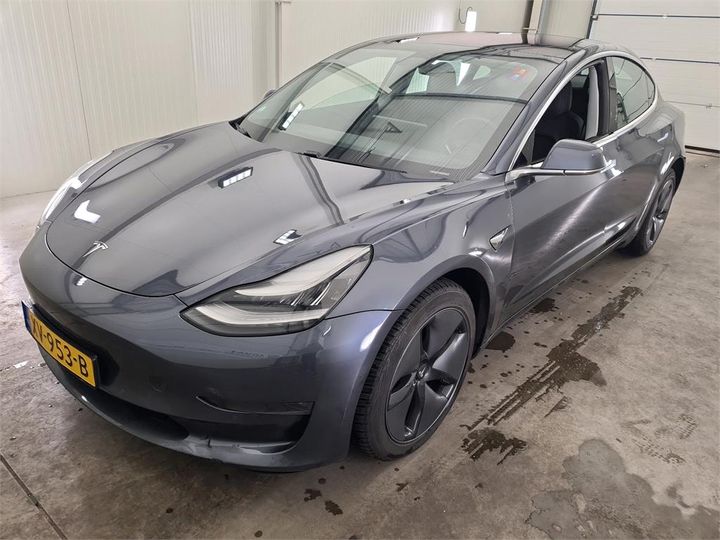 Tesla Model (2019)
