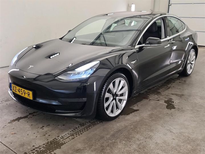 Tesla Model (2019)