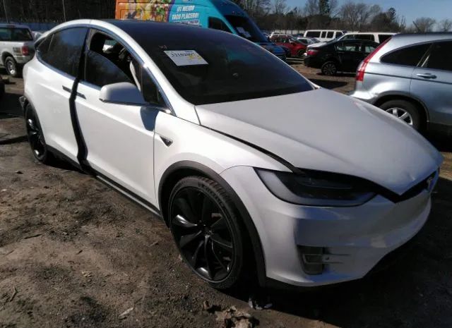Tesla Model x (2016)