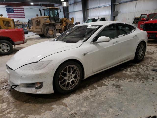 Tesla Model s (2016)