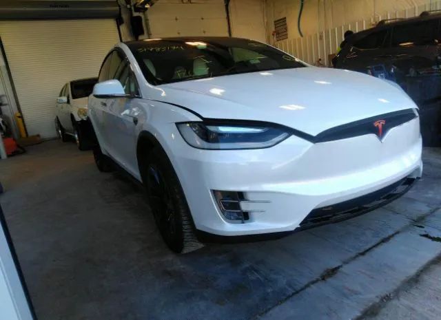 Tesla Model x (2017)