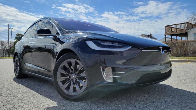 Tesla Model x (2017)