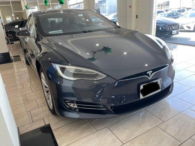Tesla Model s (2018)