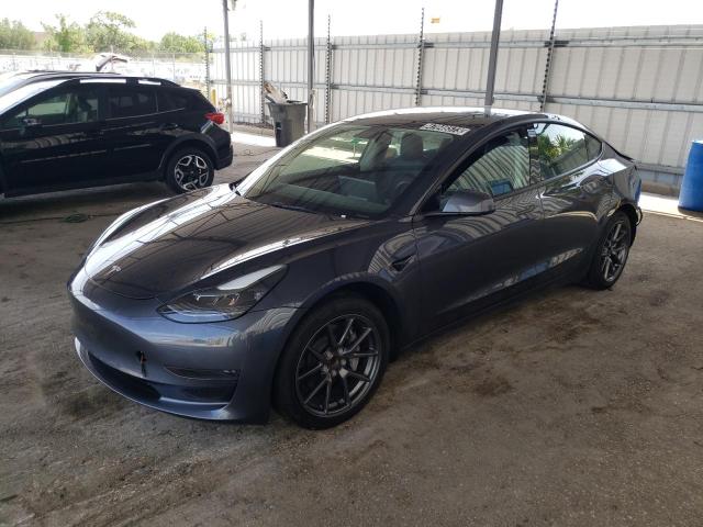 Tesla Model 3 (2021)