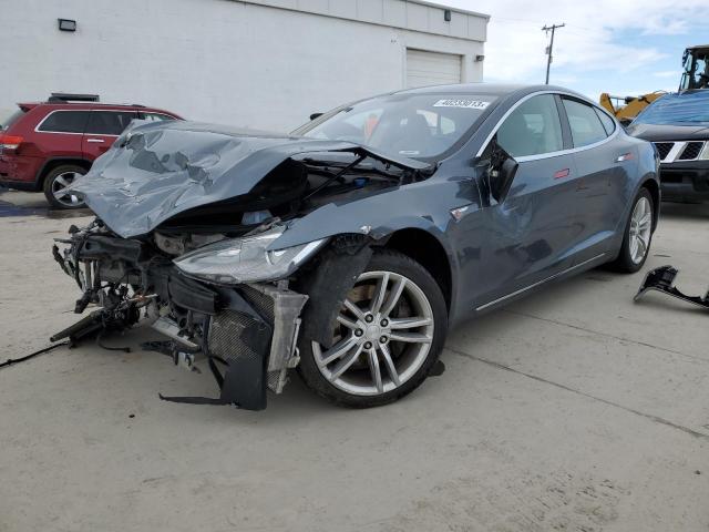 Tesla Model s (2013)