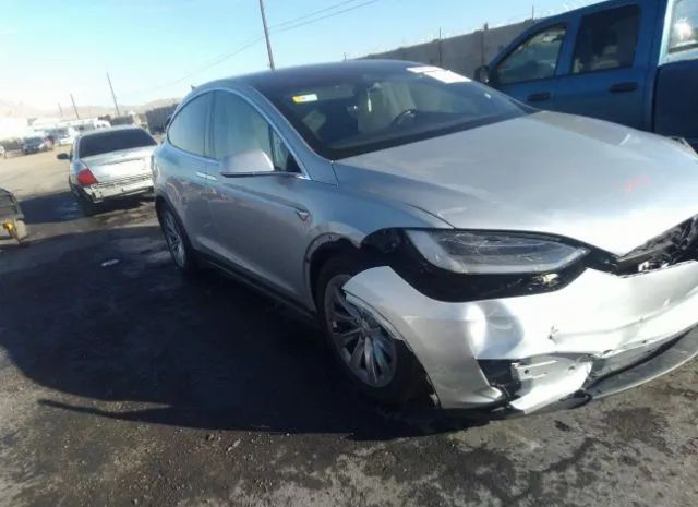 Tesla Model x (2017)