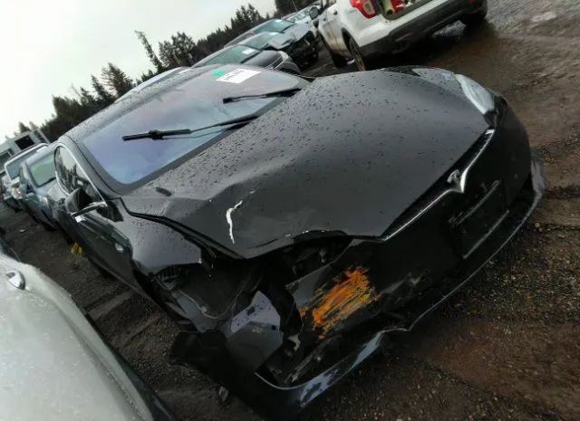 Tesla Model s (2018)