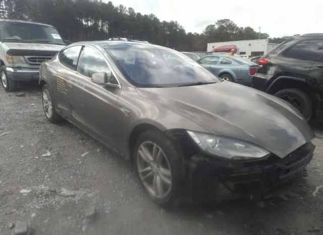 Tesla Model s (2015)