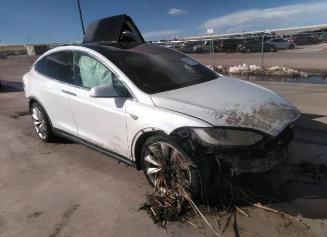 Tesla Model x (2016)