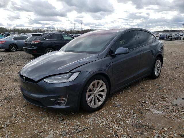 Tesla Model x (2020)