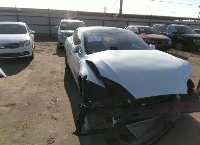 Tesla Model s (2015)