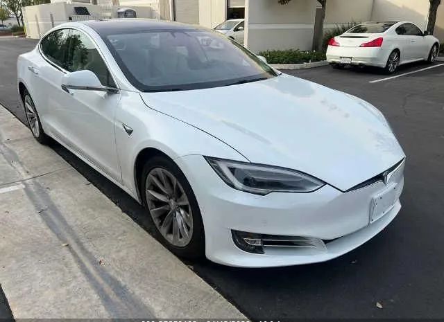 Tesla Model s (2017)