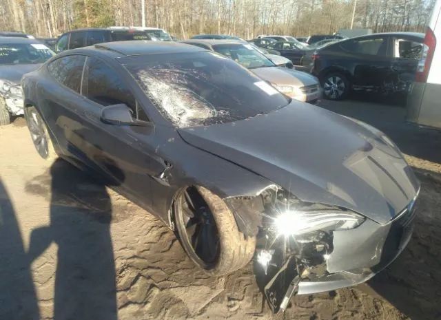 Tesla Model s (2018)