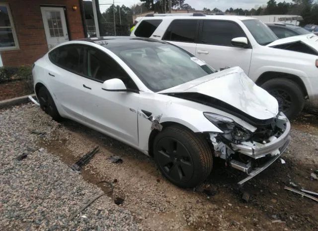 Tesla Model 3 (2022)
