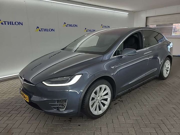 Tesla Model x (2018)