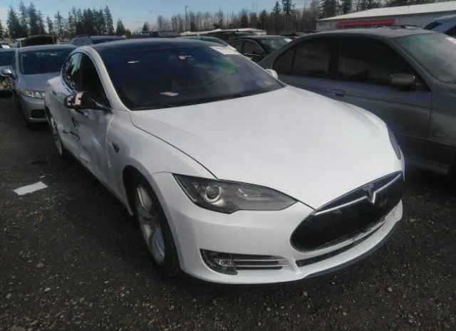 Tesla Model s (2015)