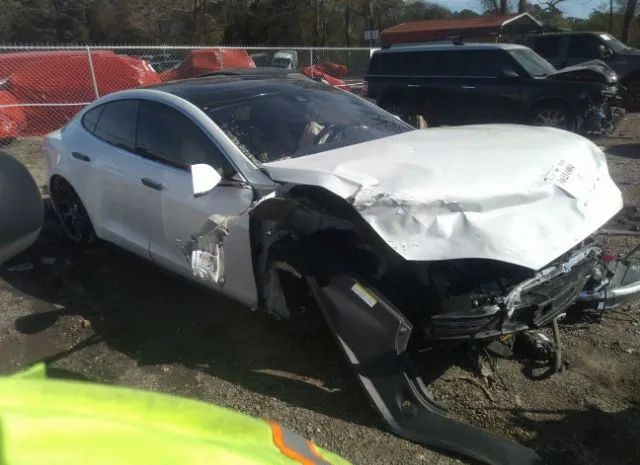 Tesla Model s (2015)