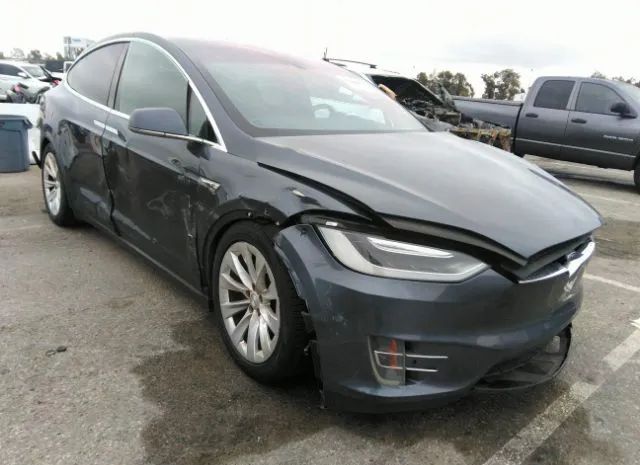 Tesla Model x (2016)