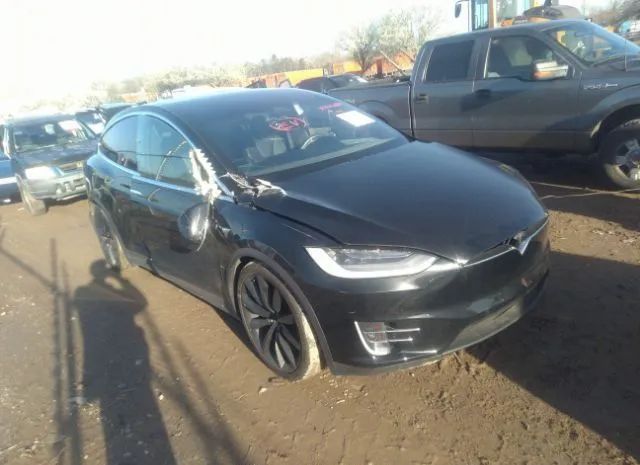 Tesla Model x (2020)