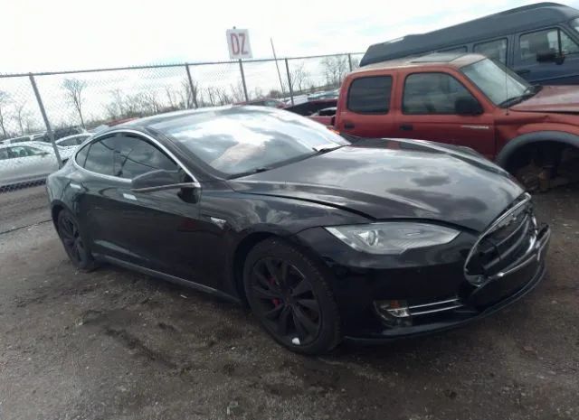 Tesla Model s (2015)
