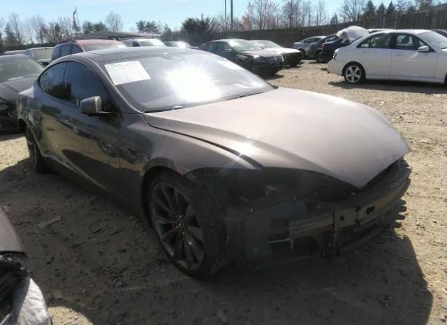 Tesla Model s (2016)