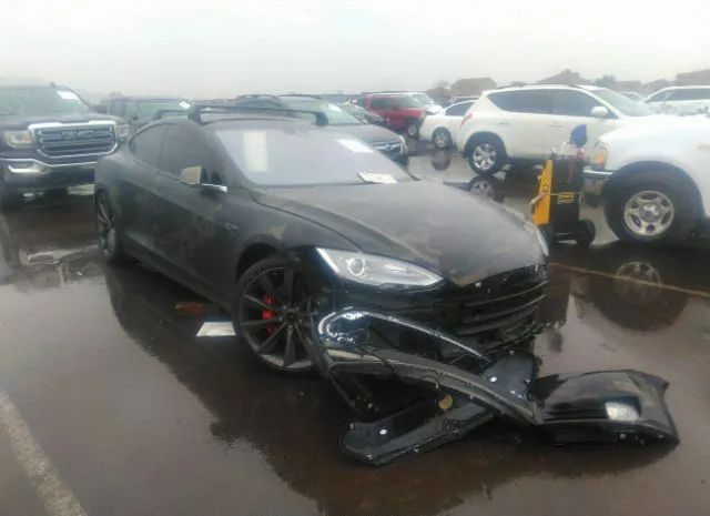 Tesla Model s (2016)