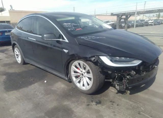 Tesla Model x (2016)