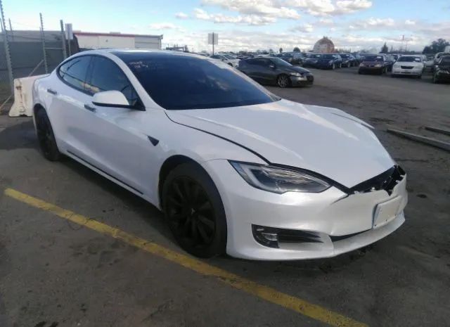 Tesla Model s (2021)