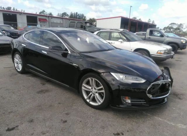Tesla Model s (2015)