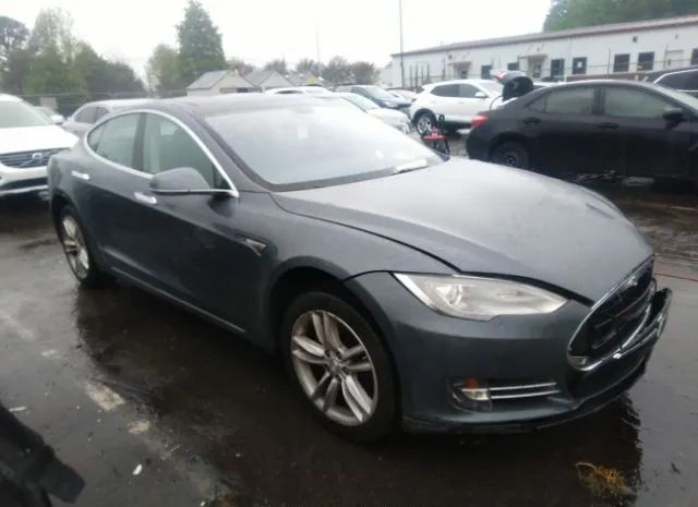 Tesla Model s (2014)
