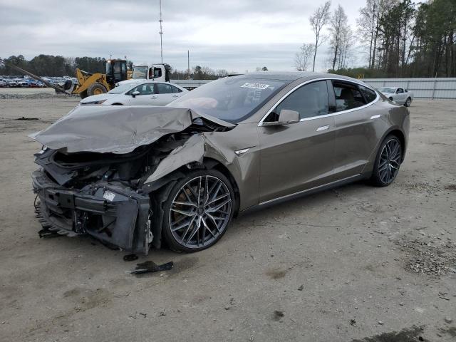 Tesla Model s (2016)