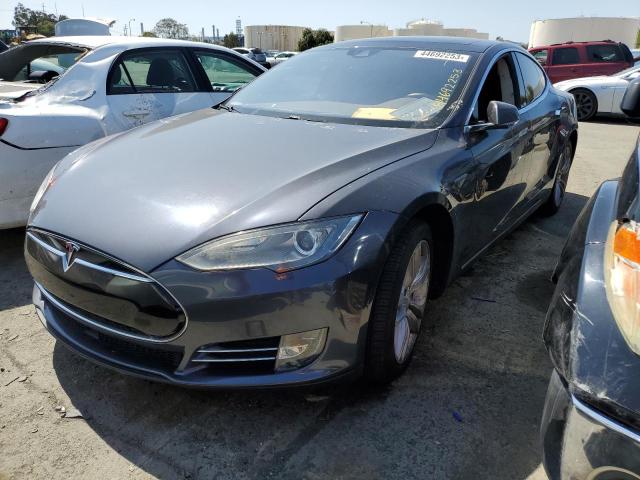 Tesla Model s (2016)