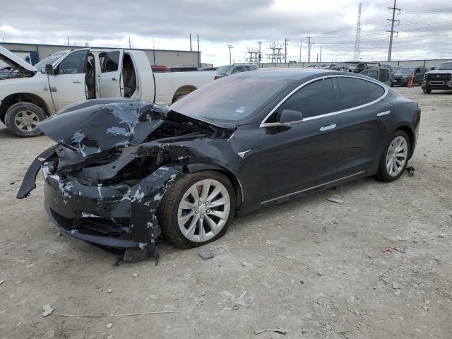 Tesla Model s (2017)