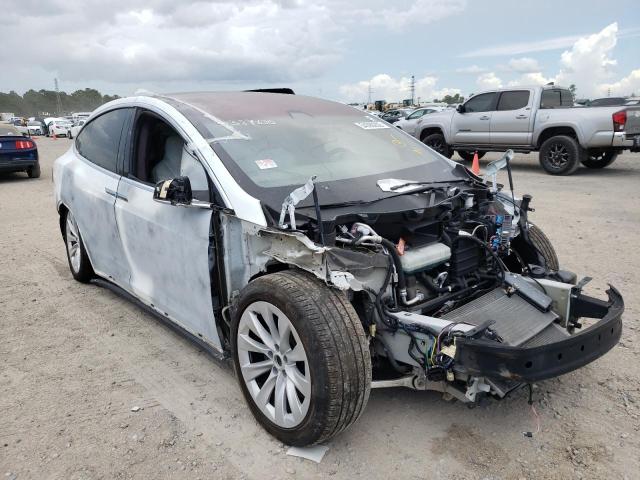 Tesla Model x (2019)