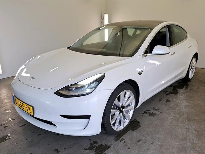 Tesla Model (2019)