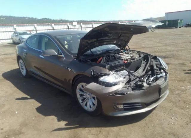 Tesla Model s (2016)
