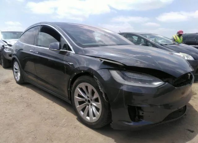 Tesla Model x (2016)