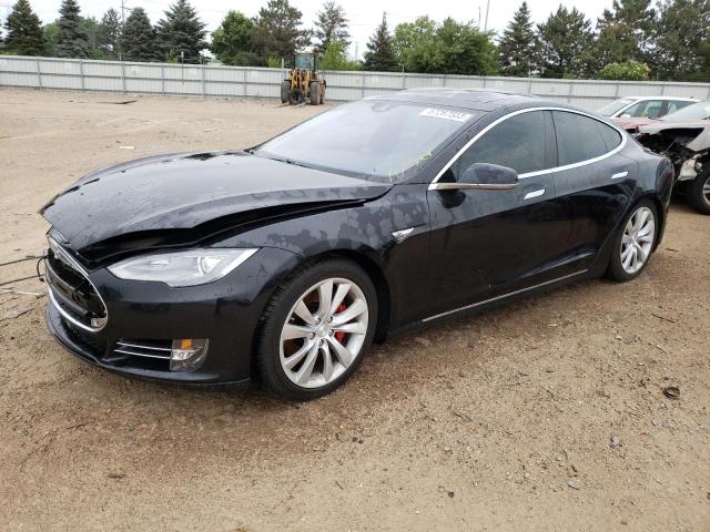 Tesla Model s (2016)