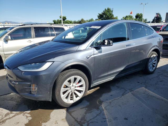 Tesla Model x (2017)