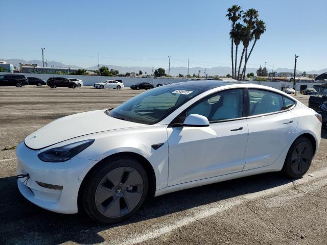 Tesla Model 3 (2022)