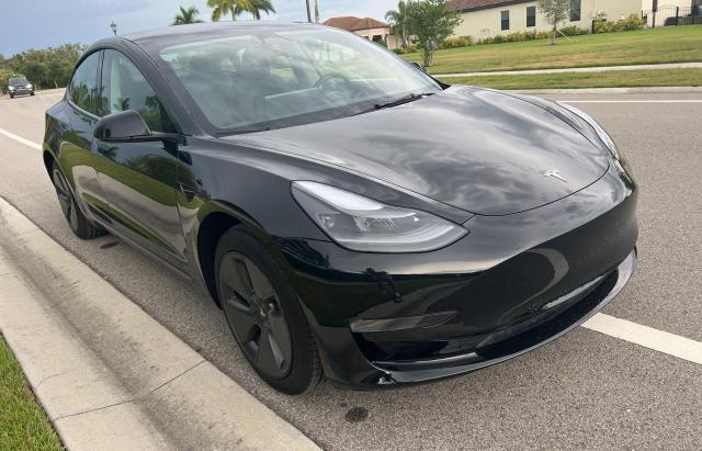 Tesla Model 3 (2022)