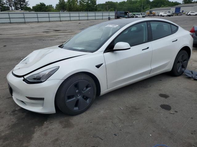 Tesla Model 3 (2022)