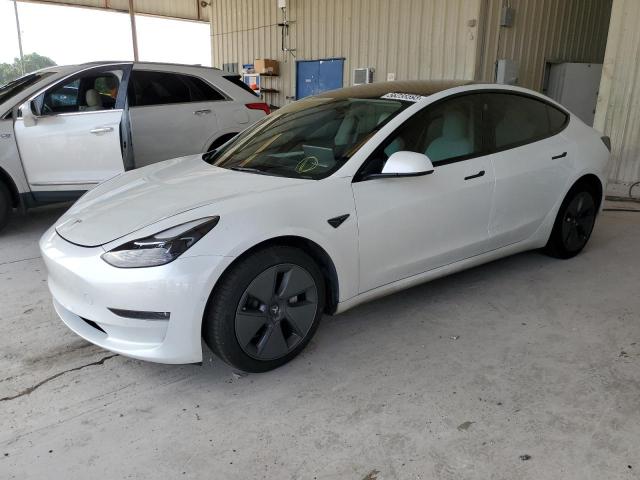 Tesla Model 3 (2022)