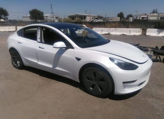 Tesla Model 3 (2023)