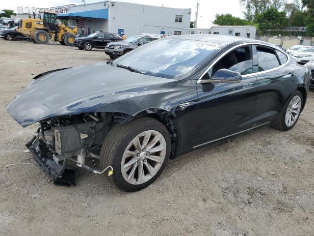 Tesla Model s (2016)