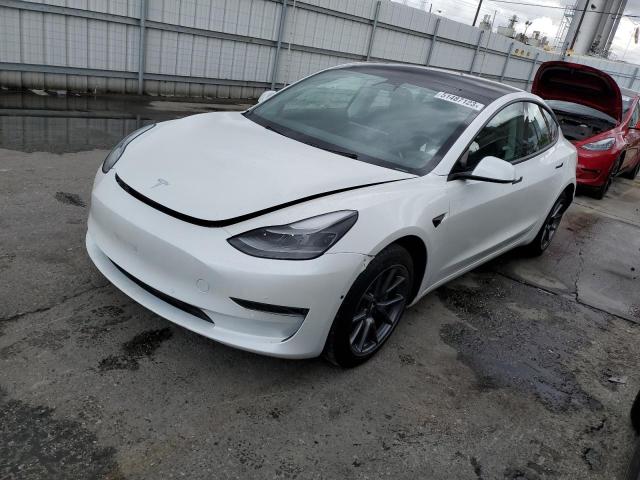 Tesla Model 3 (2021)