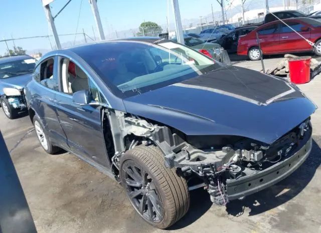 Tesla Model x (2016)