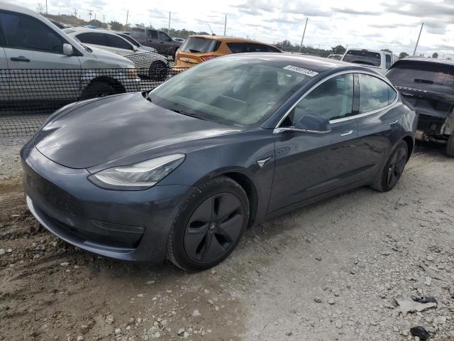 Tesla Model 3 (2018)